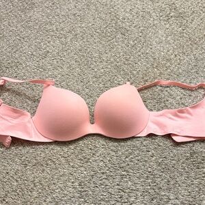 Victoria's Secret Light Pink Bra
